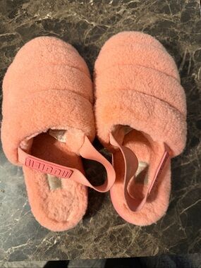 UGG Pink Fleece Slip-On Sandals with Elastic Heel Strap